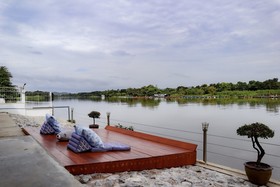 Tubtim Siam River Kwai Resort