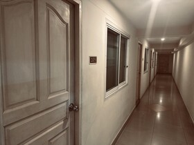 Navanakorn Aomsin Hotel