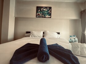 Navanakorn Aomsin Hotel