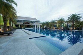 Mango Beach Resort