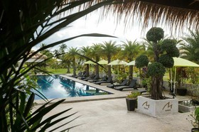 Mango Beach Resort