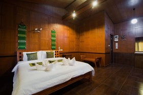 Baan Baitan Resort