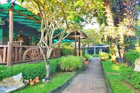 Baan Baitan Resort