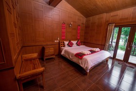 Baan Baitan Resort