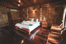 Baan Baitan Resort