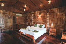 Baan Baitan Resort