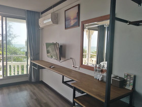 Pimpimarn Beach Hotel