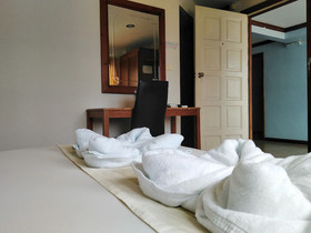 Pimpimarn Beach Hotel