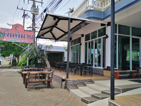 Pimpimarn Beach Hotel
