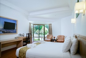 Rayong Palmaries Beach Resort