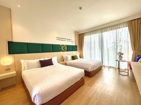 The Poem Hotel