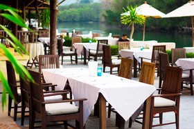 Aana Resort