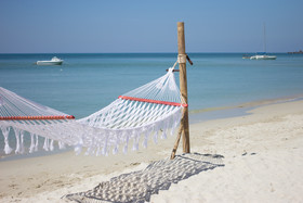 Aana Resort