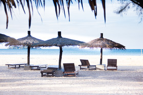 Aana Resort