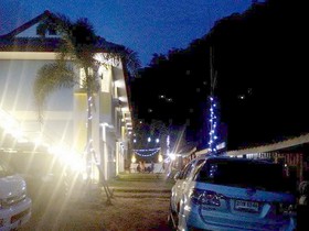 Arunee Resort