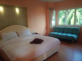Arunee Resort