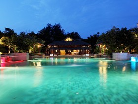 Centara Koh Chang Tropicana Resort