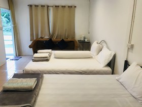 Juppy Hong Guesthouse