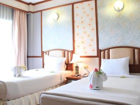 Koh Chang Boat Chalet