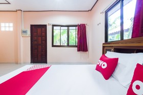 OYO 1108 Lung Chaloem Bangalow