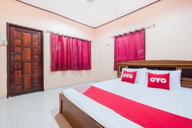OYO 1108 Lung Chaloem Bangalow