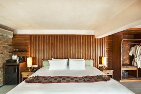 Parama Koh Chang