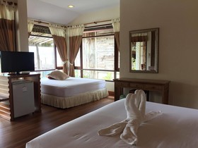 Salakphet Resort