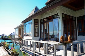 Salakphet Resort