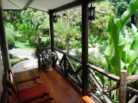 Sea Breeze Hotel & Resort