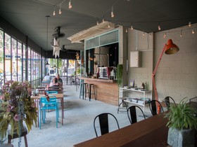 Sleepy Owl hostel