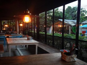 Sleepy Owl hostel