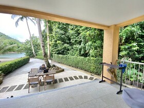 Solario Beachfront Villa Hotel Managed