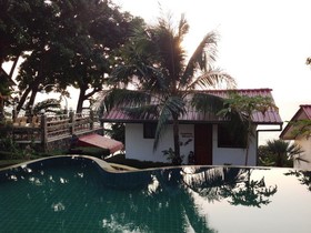Top Resort