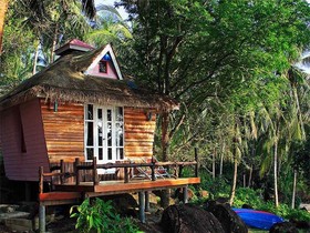 A Na Lay Resort