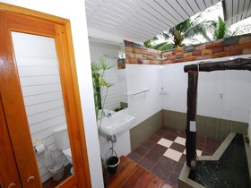 A Na Lay Resort
