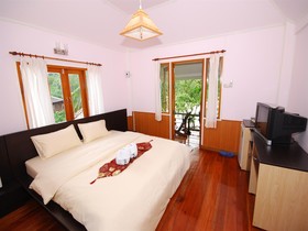 A Na Lay Resort