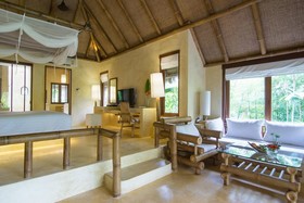 High Season Pool Villa & Spa