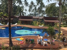 Sea Far Resort