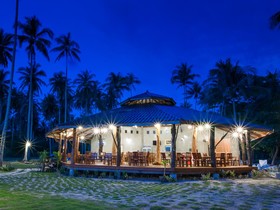 Sea Far Resort