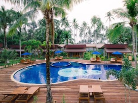 Sea Far Resort