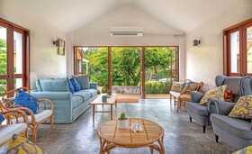 The Little White Bird Traveller Hostel