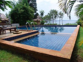 Bamboo Hideaway Boutique Resort