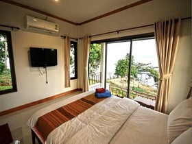 Sea Breeze@Koh Mak