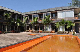 Baan Ploy Sea