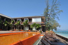 Baan Ploy Sea