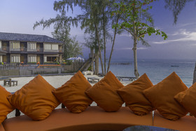 Baan Ploy Sea