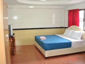 Jirawan Hotel
