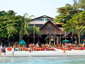 Jirawan Hotel
