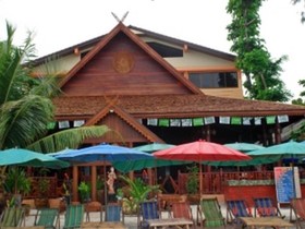 Jirawan Hotel
