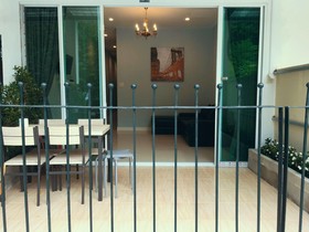 Samed Chill House